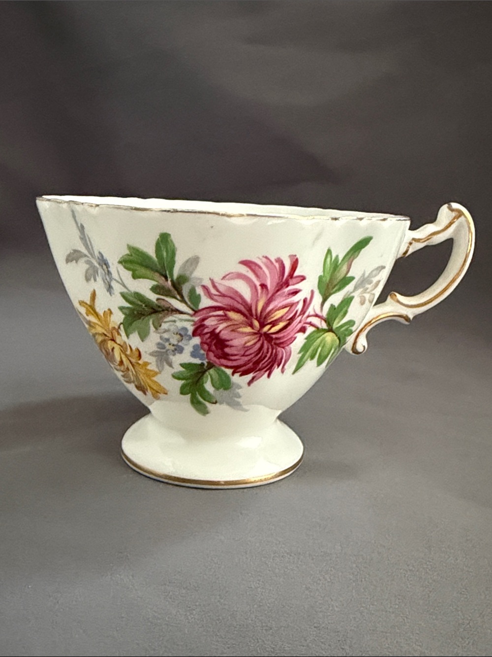 VTG HAMMERSLEY Tea Cup floral Mums Chintz Teacup England 1940s Flared